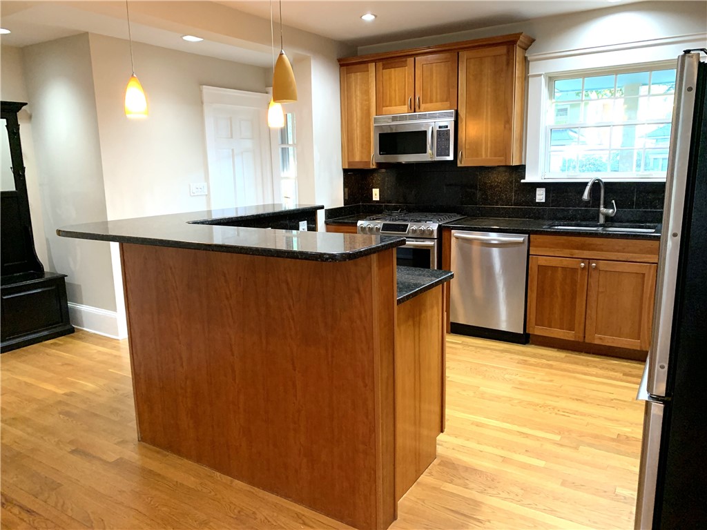211 Rochambeau Avenue Providence, RI 02906 - Photo 6 of 20 Kitchen