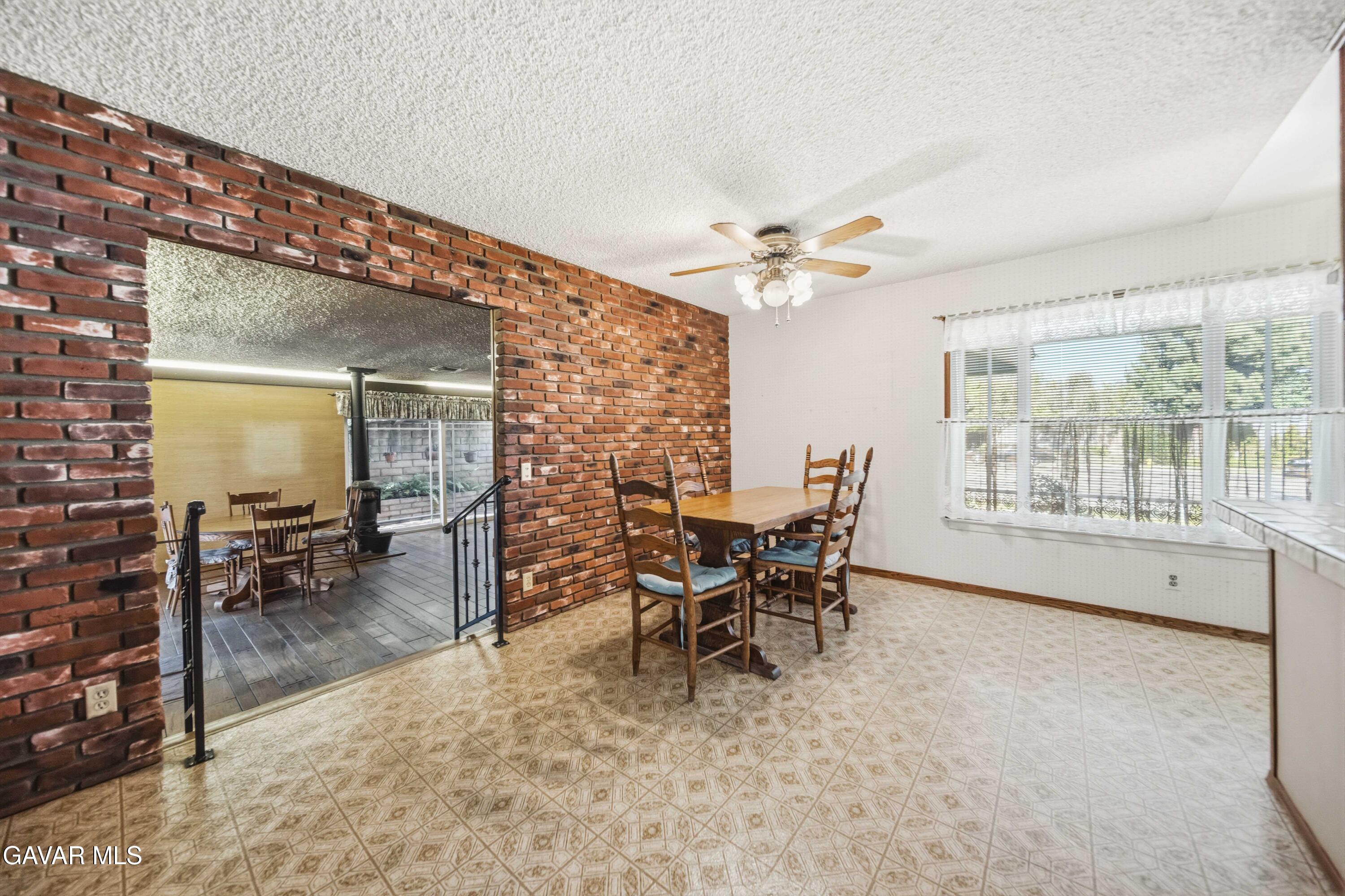 10739 Reseda Boulevard Porter Ranch, CA 91326 - Photo 19 of 57 10739 Reseda Blvd Porter Ranch-19
