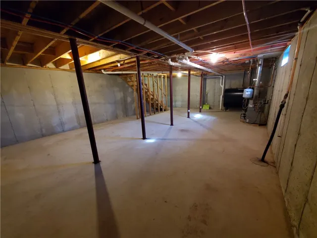 $2,350 | 35 Mapleville Main, Burrillville, RI 02839