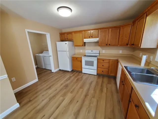 $2,350 | 35 Mapleville Main, Burrillville, RI 02839