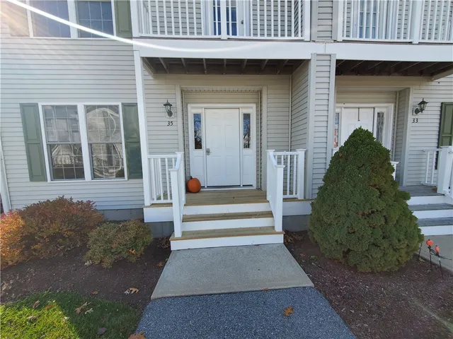 $2,350 | 35 Mapleville Main, Burrillville, RI 02839