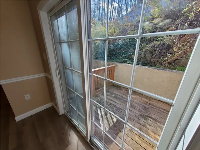 $2,350 | 35 Mapleville Main, Burrillville, RI 02839