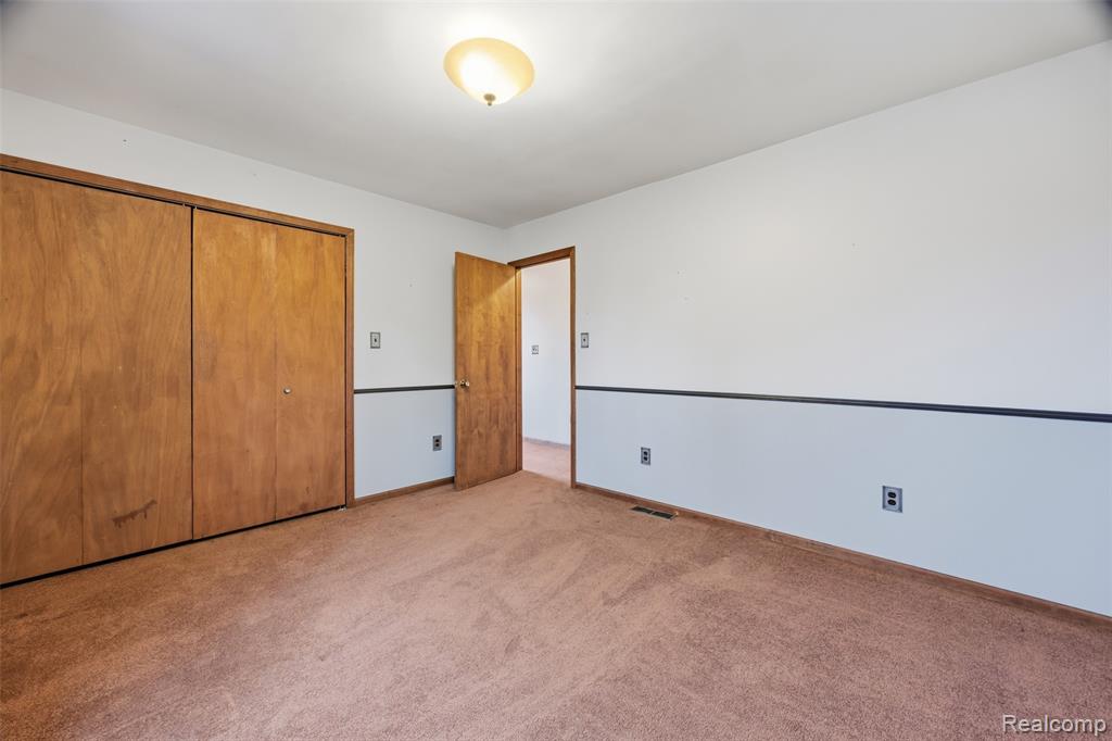 21650 Telegraph Road Flat Rock, MI 48134 - Photo 24 of 70