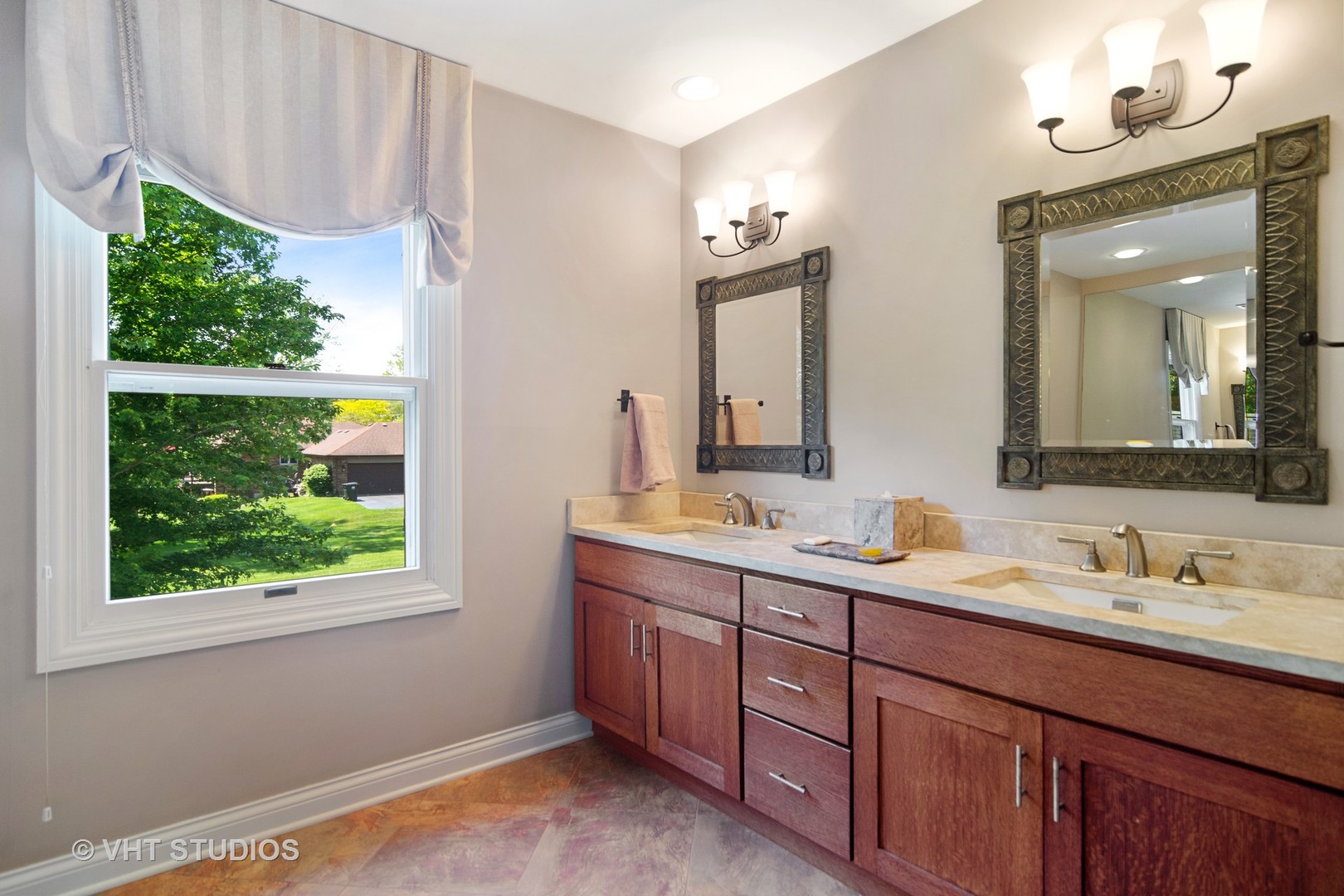 2102 Shetland Road Inverness, IL 60010 - Photo 19 of 41