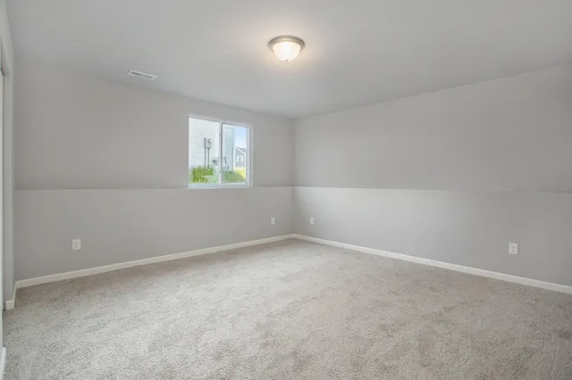 $289,900 | 610 Manorwood Circle, Benton Harbor, MI 49022