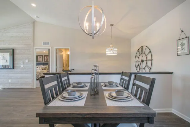 $289,900 | 610 Manorwood Circle, Benton Harbor, MI 49022