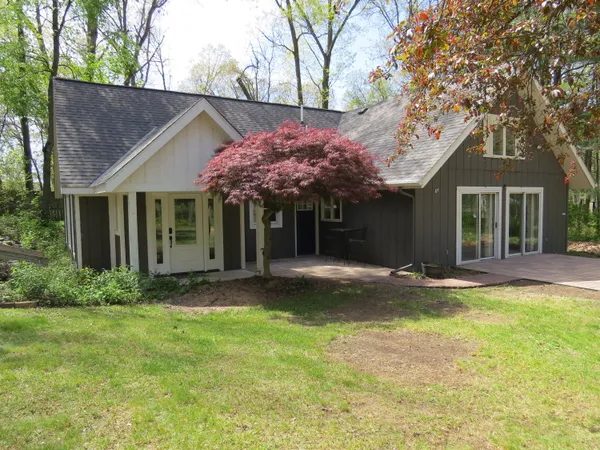 $344,900 | 1812 Tomahawk Trail, Allegan, MI 49010