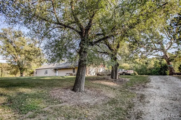 $160,000 | 697 East Bims Road, Brussels, IL 62013