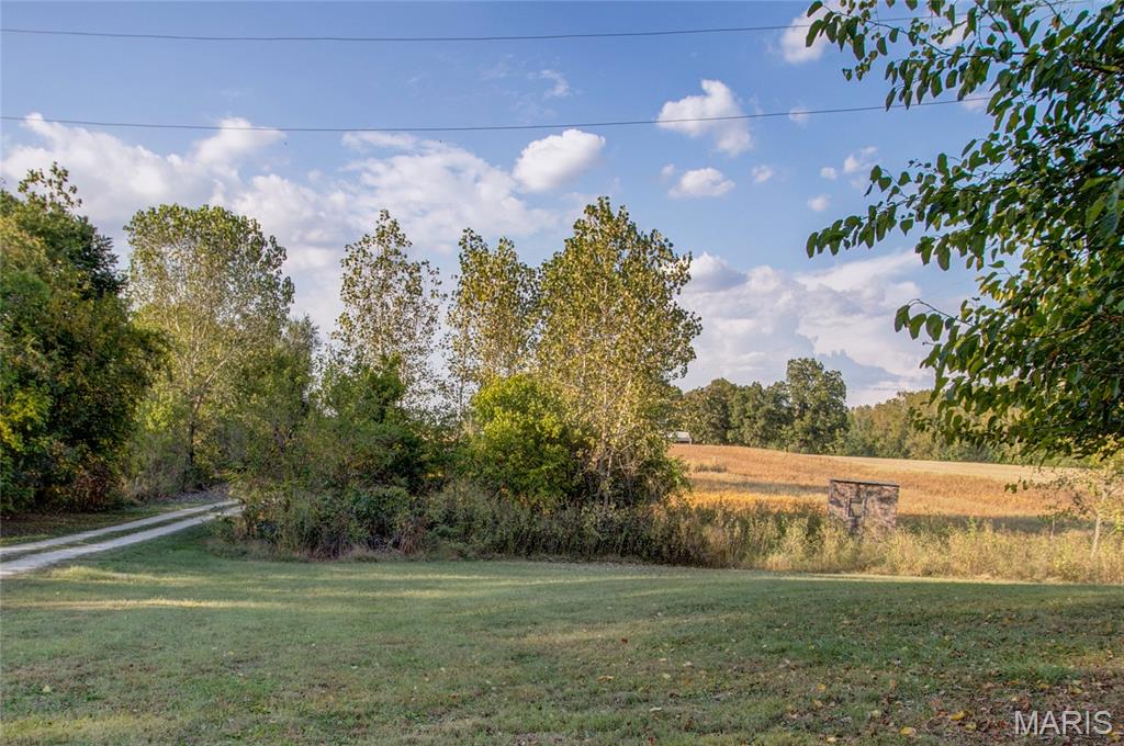 697 East Bims Road Brussels, IL 62013 - Photo 23 of 31