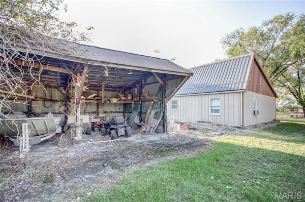 $160,000 | 697 East Bims Road, Brussels, IL 62013