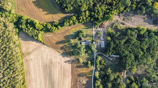 $160,000 | 697 East Bims Road, Brussels, IL 62013