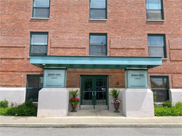 $6,500 | 1 South Astor Street, Unit 502, Irvington, NY 10533