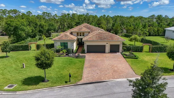 $1,295,000 | 5781 Southwest Star Apple Street, Palm City, FL 34990