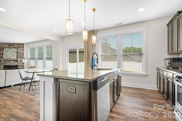 $499,900 | 10008 Michael Crossing Drive, Charlotte, NC 28213