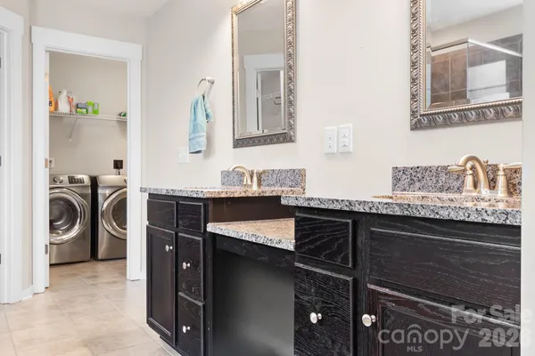 $499,900 | 10008 Michael Crossing Drive, Charlotte, NC 28213
