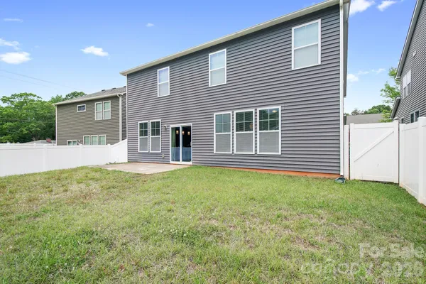 $499,900 | 10008 Michael Crossing Drive, Charlotte, NC 28213