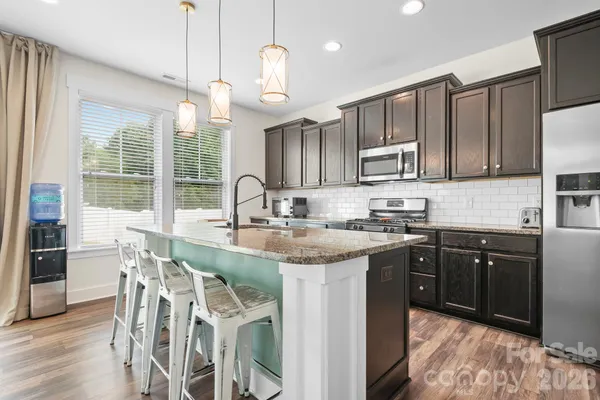 $499,900 | 10008 Michael Crossing Drive, Charlotte, NC 28213