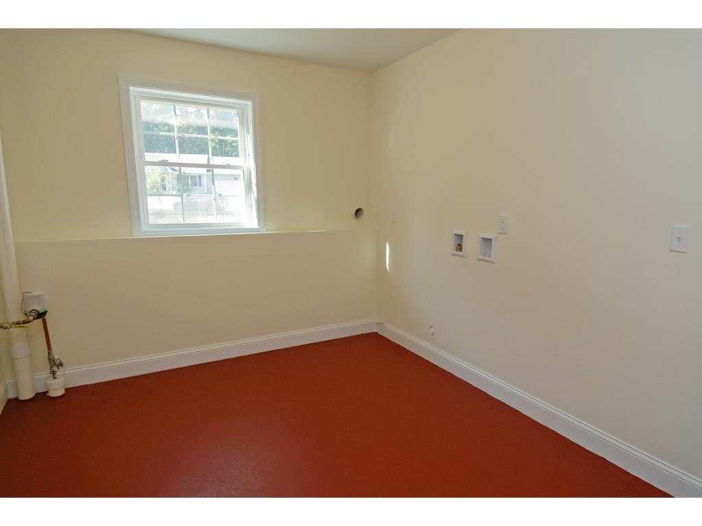 43 Regency Court Rochester, NH 03867 - Photo 14 of 15