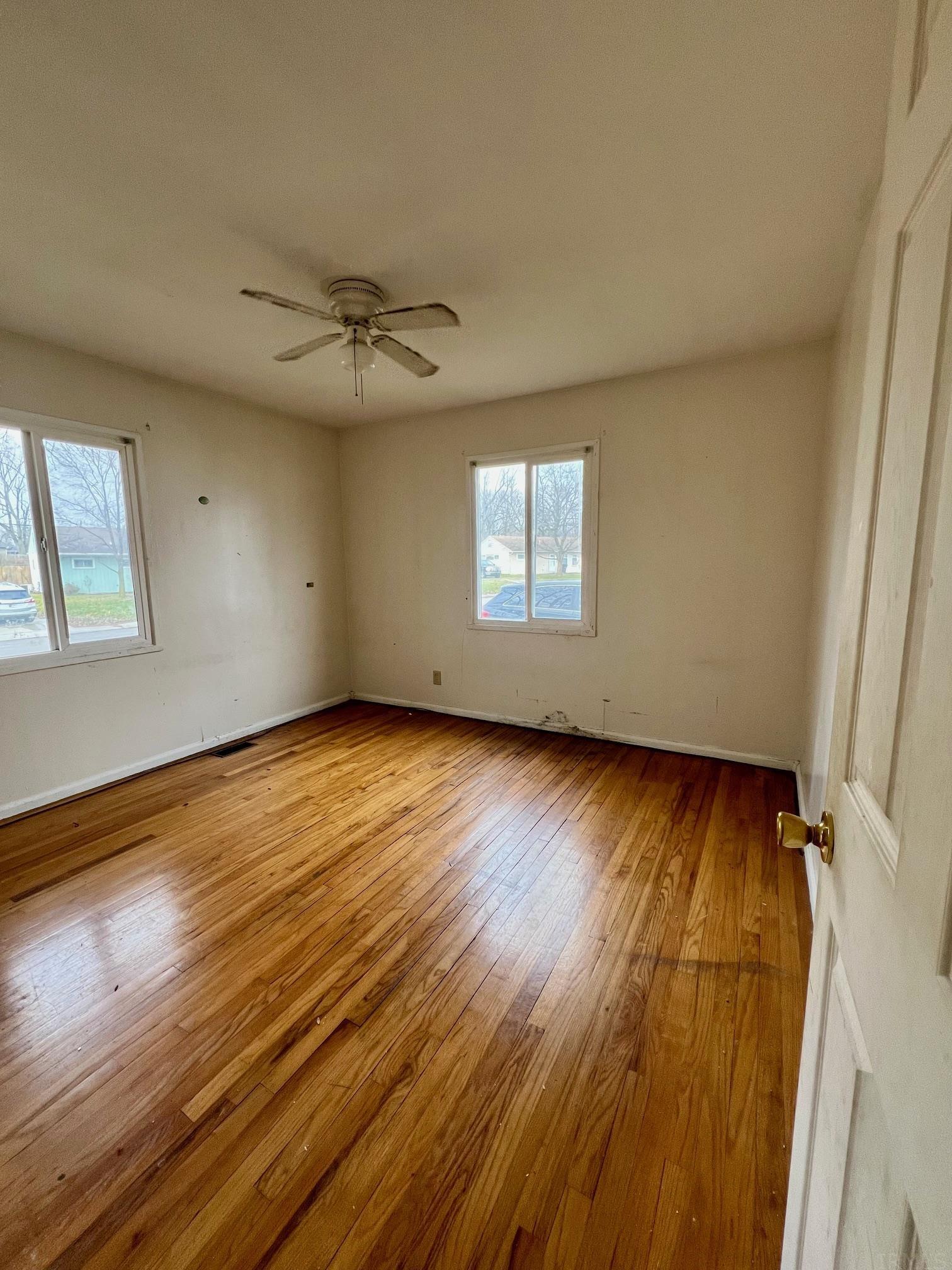 6305 Mayfair Road Fort Wayne, IN 46816 - Photo 12 of 19