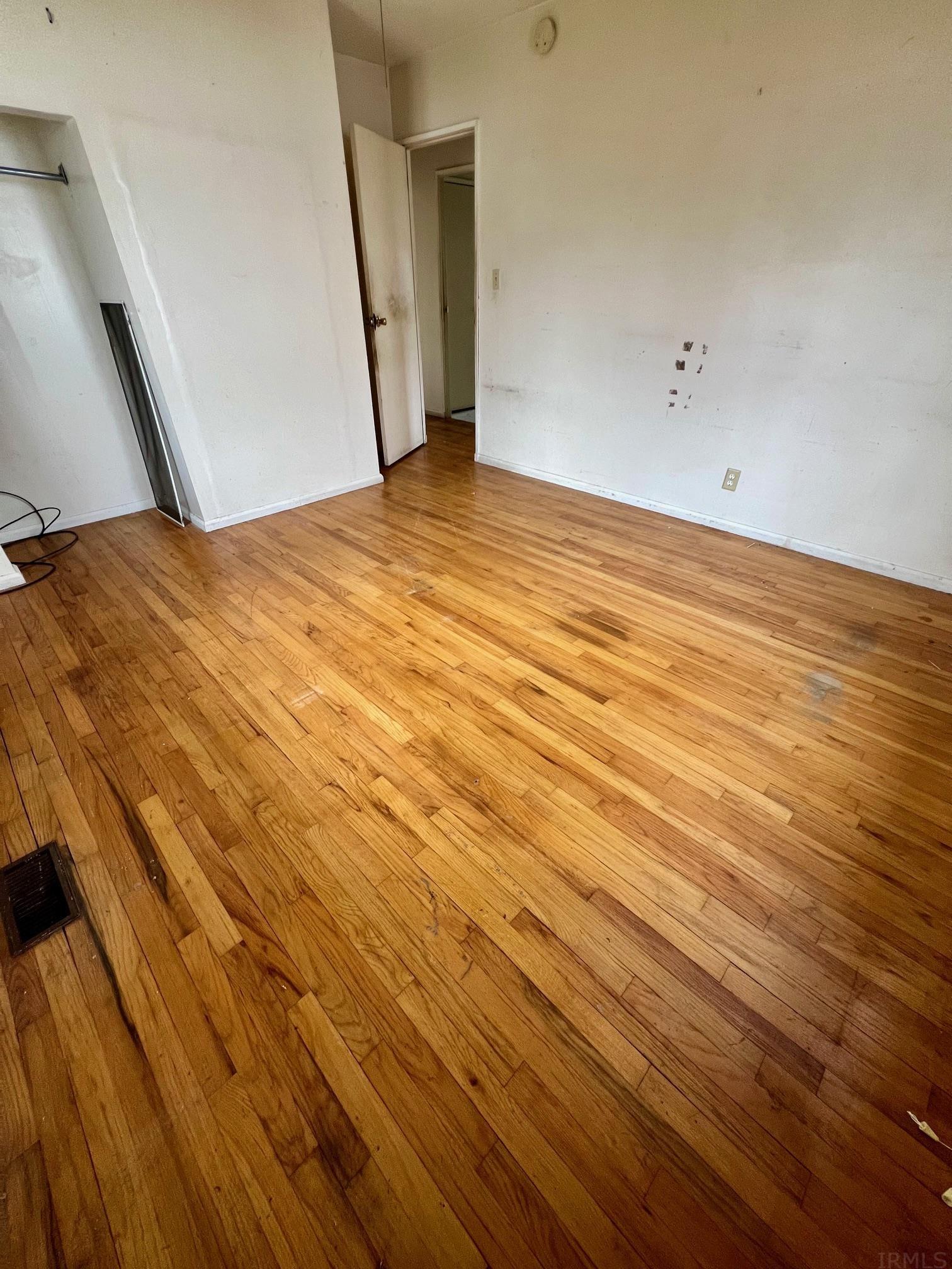 6305 Mayfair Road Fort Wayne, IN 46816 - Photo 14 of 19