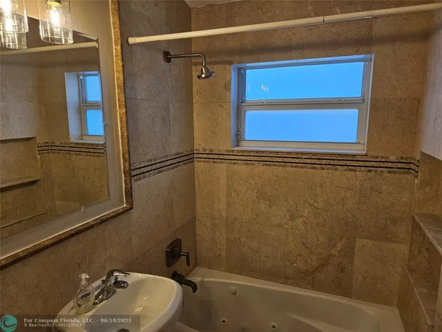 $3,400 | 2586 Northwest 58th Avenue, Margate, FL 33063