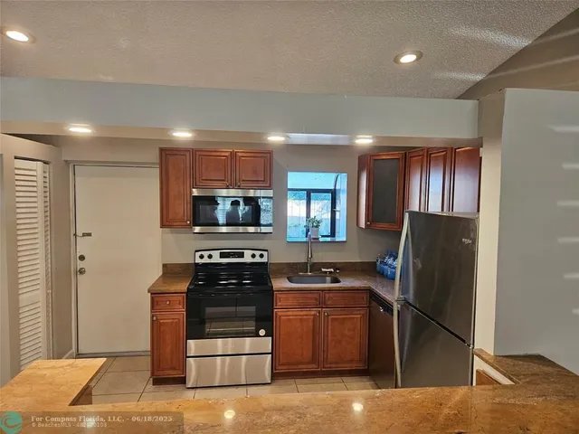 $3,400 | 2586 Northwest 58th Avenue, Margate, FL 33063