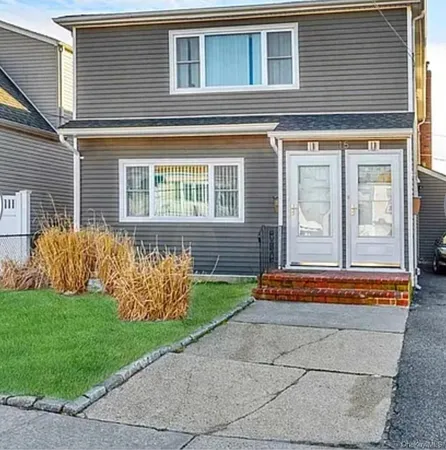 $3,600 | 15 Sagamore Road, Unit 1, Island Park, NY 11558