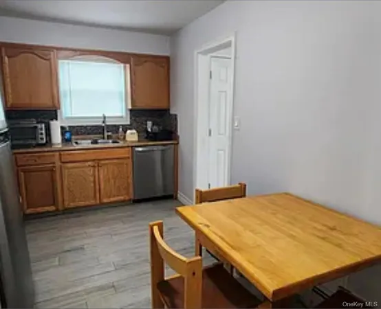 $3,600 | 15 Sagamore Road, Unit 1, Island Park, NY 11558