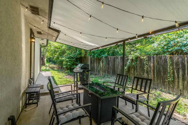 $950,000 | 2001 North 61st Avenue, Pensacola, FL 32506