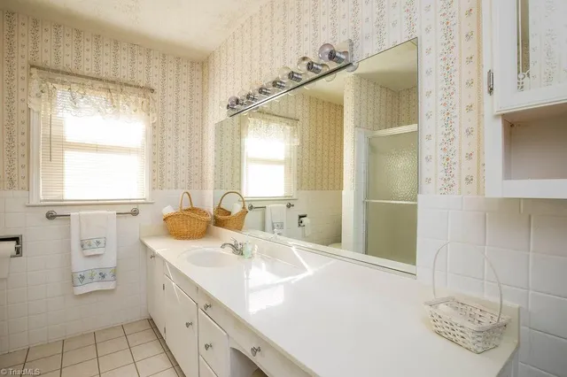 $247,700 | 1519 McGuinn Drive, High Point, NC 27262