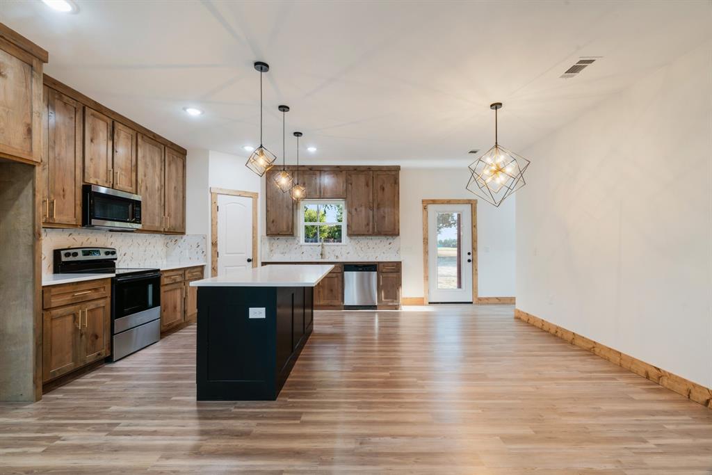 175 Helena Drive Powderly, TX 75473 - Photo 13 of 32 Gallery Image 13