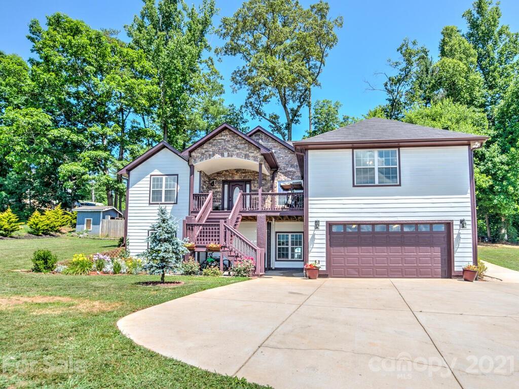 10 Elim Road Leicester, NC 28748 - Photo 1 of 35 Gallery Image 1