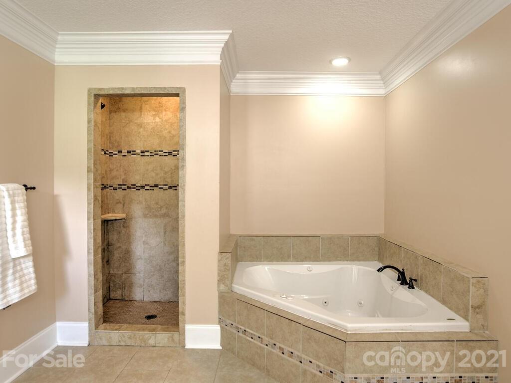 10 Elim Road Leicester, NC 28748 - Photo 14 of 35 Gallery Image 14