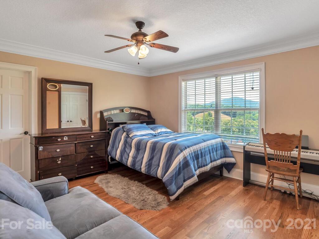 10 Elim Road Leicester, NC 28748 - Photo 18 of 35 Gallery Image 18