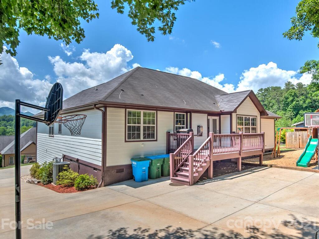10 Elim Road Leicester, NC 28748 - Photo 22 of 35 Gallery Image 22