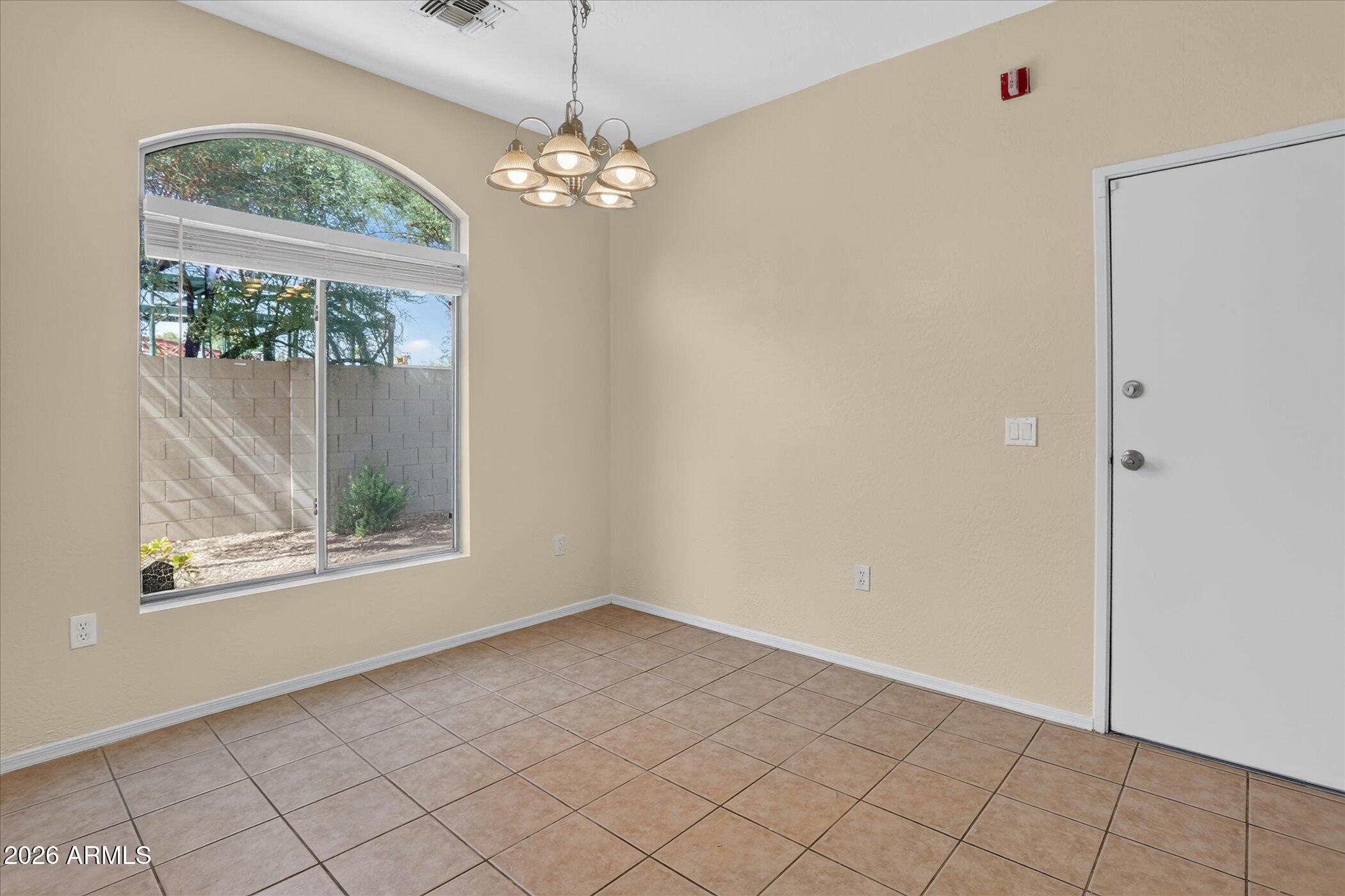 2150 East Bell Road, Unit 1090 Phoenix, AZ 85022 - Photo 11 of 39 8