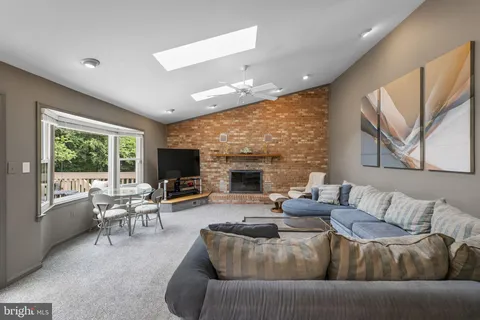 $852,600 | 20646 Hazelnut Court, Germantown, MD 20874