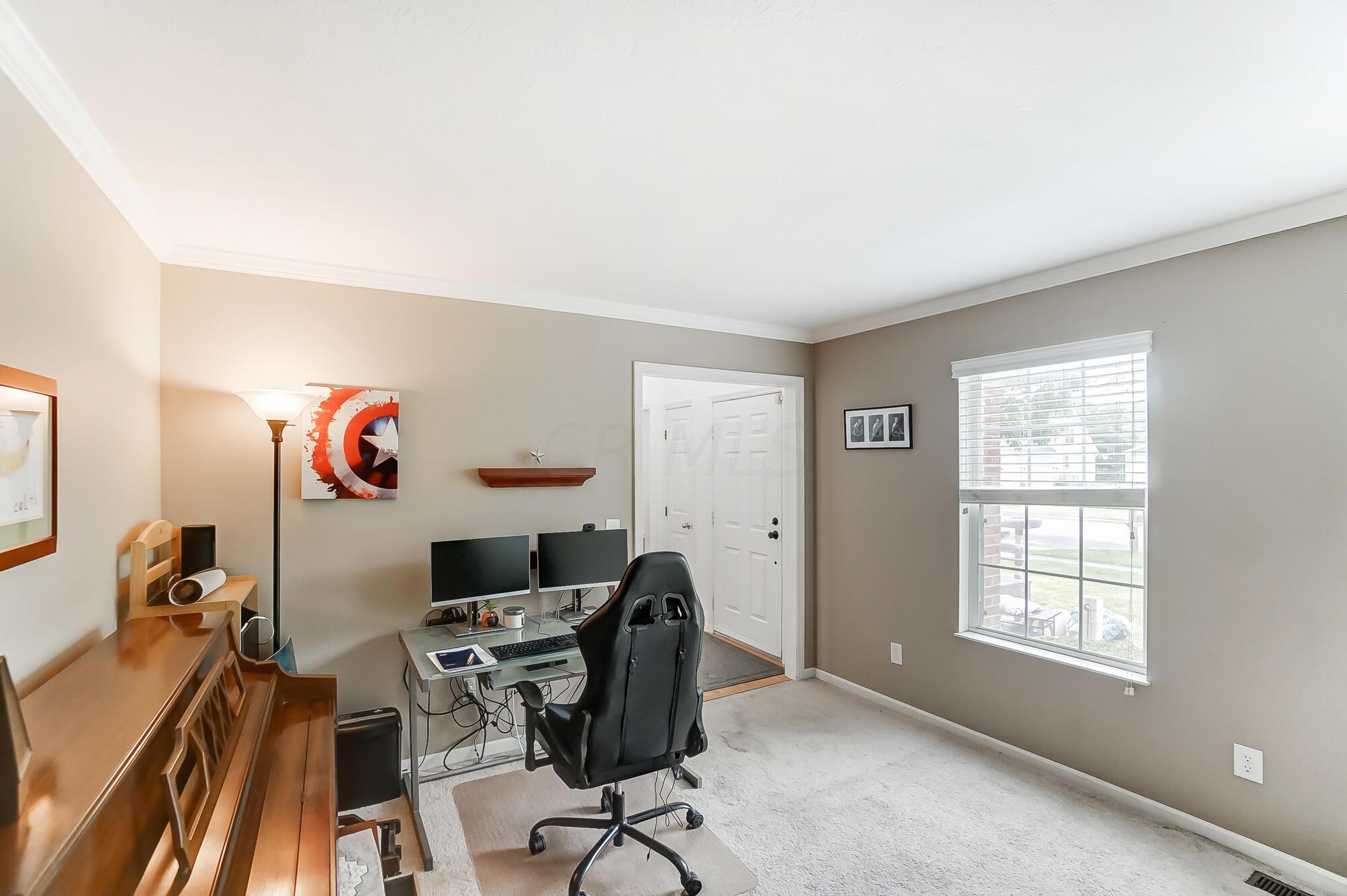 5694 Davidson Road Hilliard, OH 43026 - Photo 21 of 67 Office or living room!