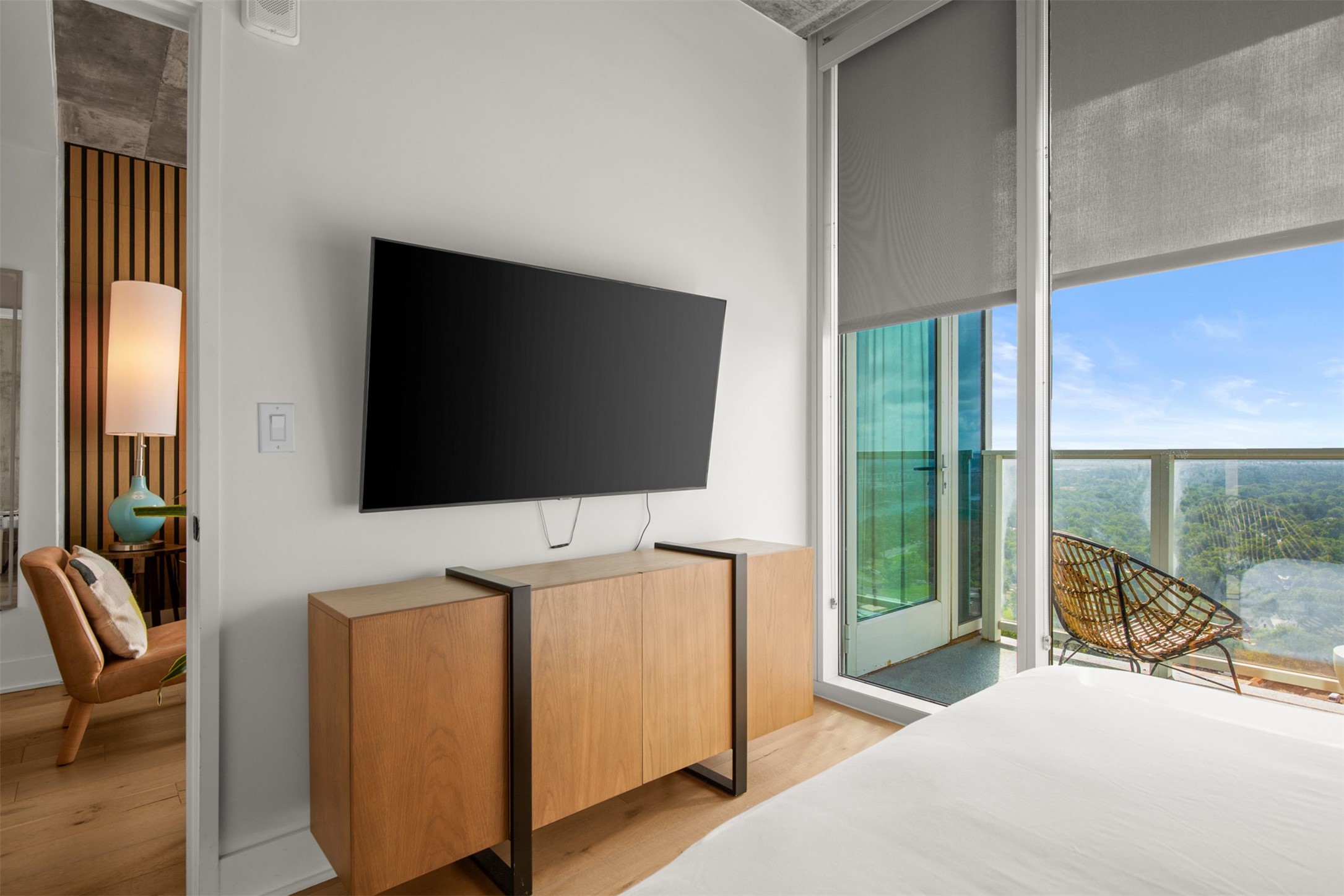 48 East Avenue, Unit 2807 Austin, TX 78701 - Photo 14 of 23 This bedroom offers a blank canvas, inviting you to infuse your personal style and make the space truly your own