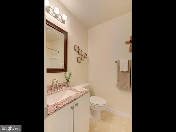 $2,950 | 20860 Pitt Terrace, Sterling, VA 20165