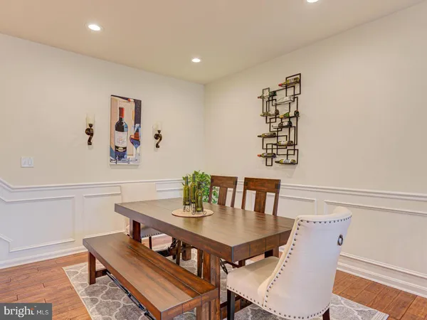 $2,950 | 20860 Pitt Terrace, Sterling, VA 20165