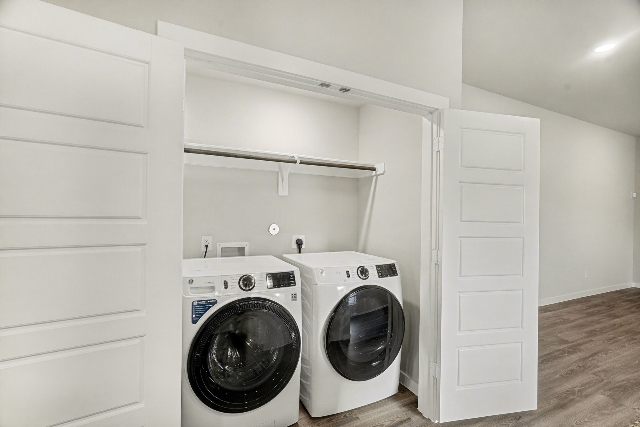 8427 Blue Shell Lane Cypress, TX 77433 - Photo 11 of 27 a utility room with dryer and washer