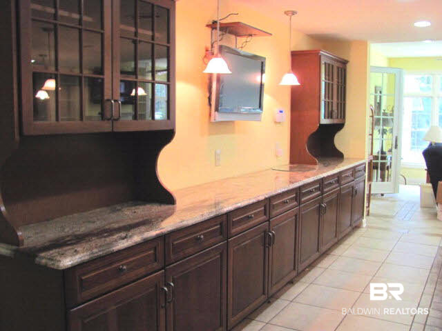 5485 East Oak Ridge Drive Orange Beach, AL 36561 - Photo 4 of 13 Kitchen