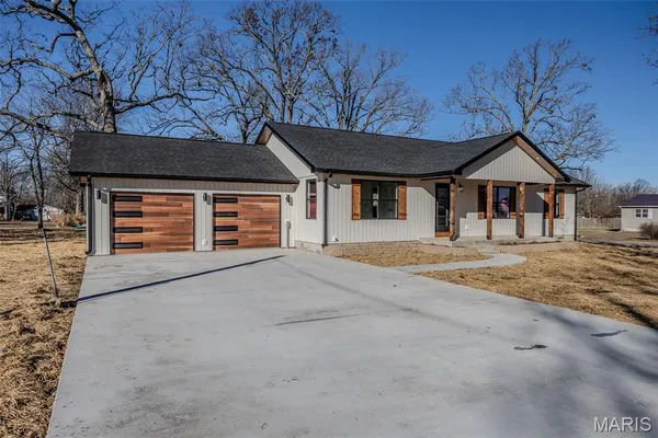 $285,000 | 217 Francis Street, Richland, MO 65556