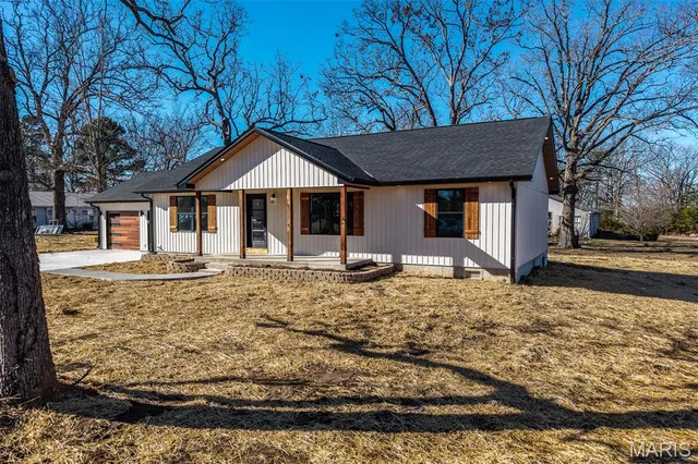 $290,000 | 217 Francis Street, Richland, MO 65556