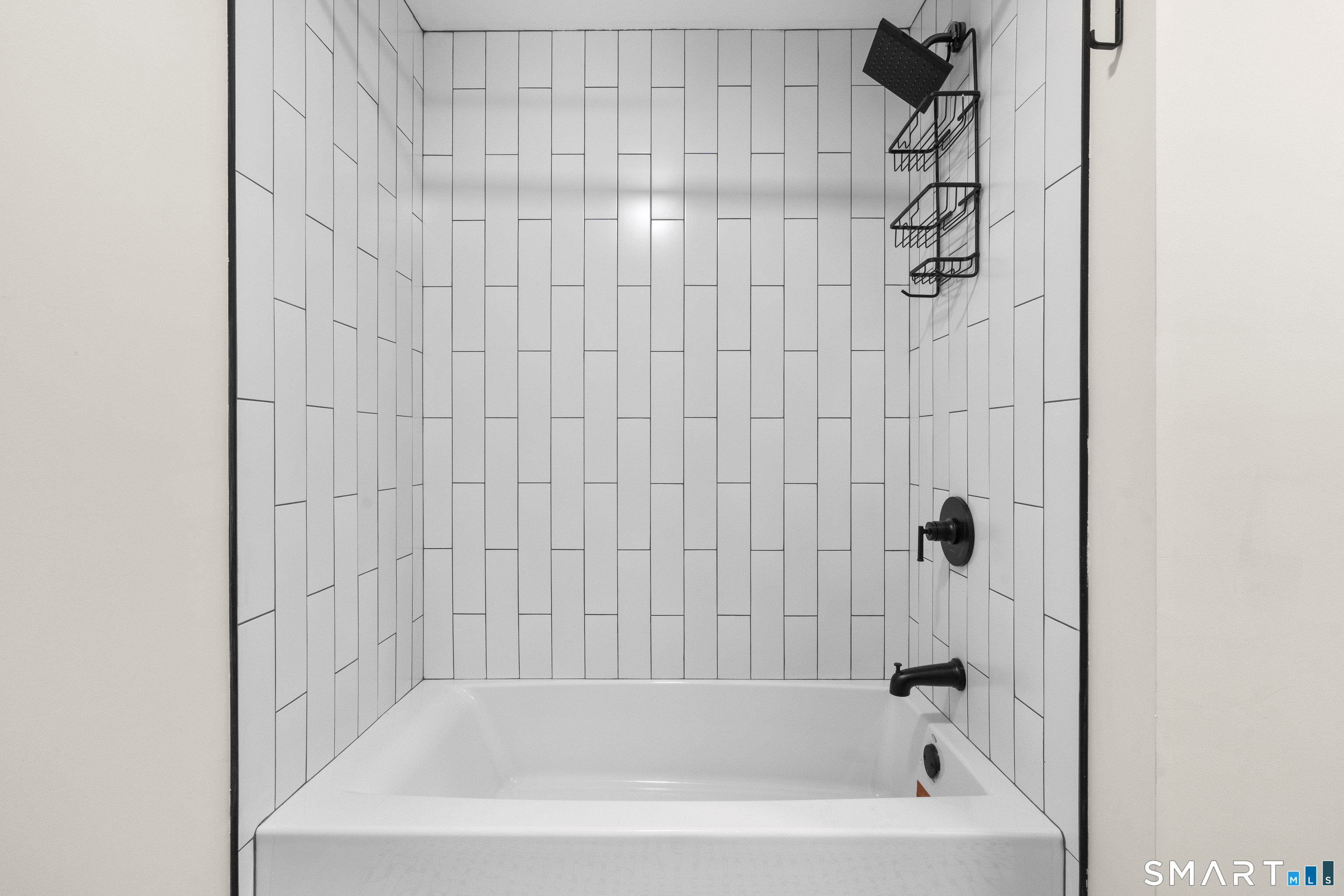 937 Post Road, Unit 2A Fairfield, CT 06824 - Photo 26 of 37