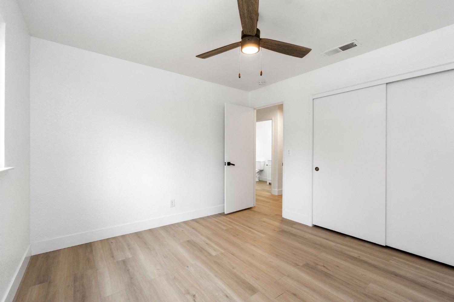 49702 High School Road Oakhurst, CA 93644 - Photo 14 of 31 Gallery Image 14