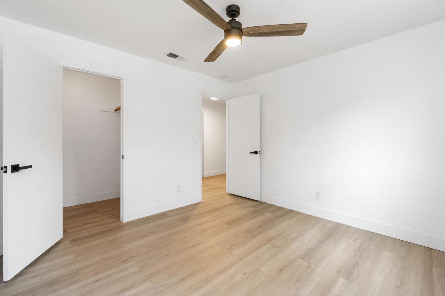 49702 High School Road Oakhurst, CA 93644 - Photo 16 of 31 Gallery Image 16