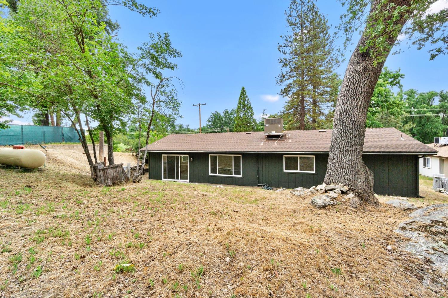 49702 High School Road Oakhurst, CA 93644 - Photo 24 of 31 Gallery Image 24