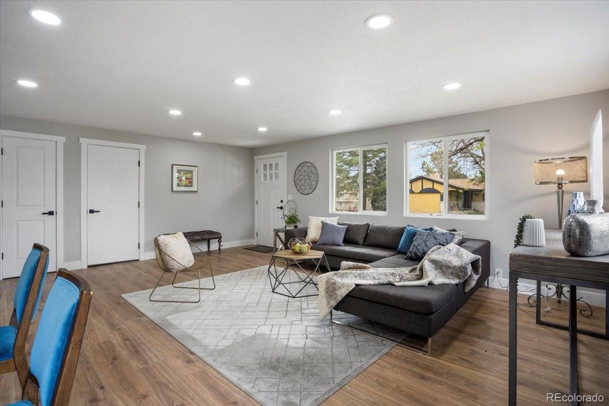 7844 Everett Way Arvada, CO 80005 - Photo 11 of 39